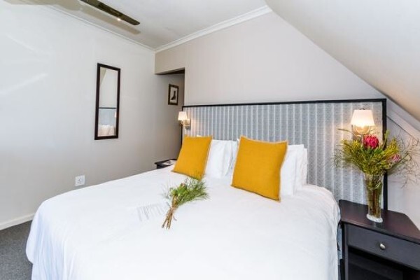 Guest House Le Petit Chateau