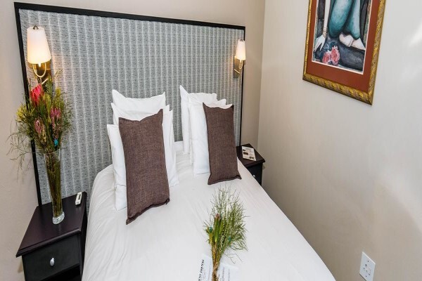 Guest House Le Petit Chateau