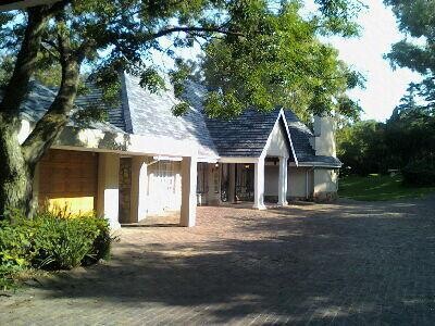 Arugo Guest House