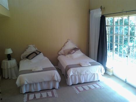 Arugo Guest House