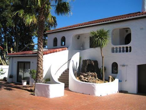 Castile Guest House & Conference Centre