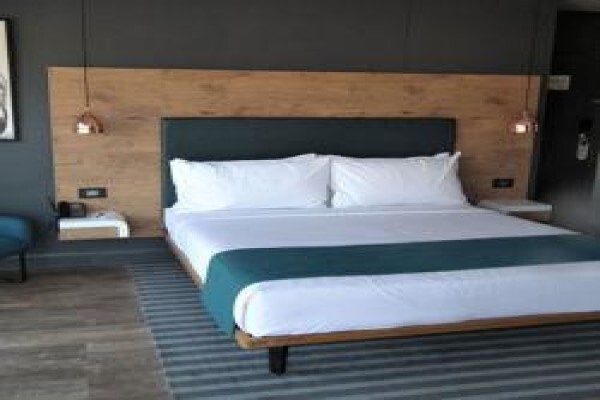 Hotel Spec