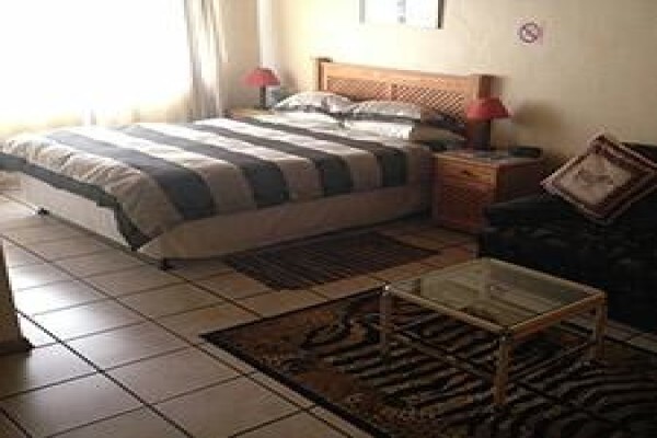 Ratanga Lodge Guest House