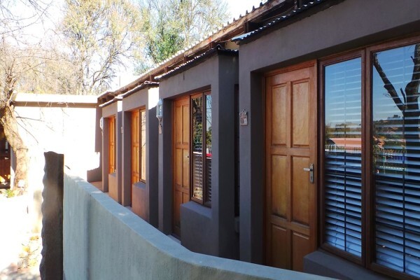 Travellers Nest Guest House And Conference Centre