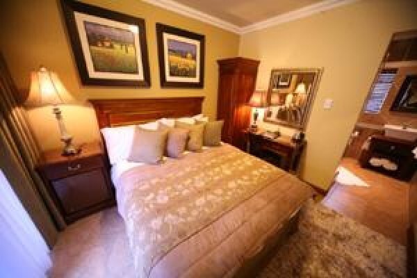 Le Cozmo Guesthouse