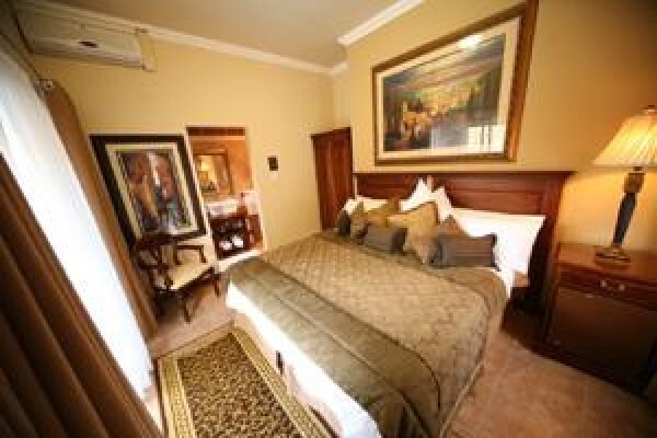 Le Cozmo Guesthouse