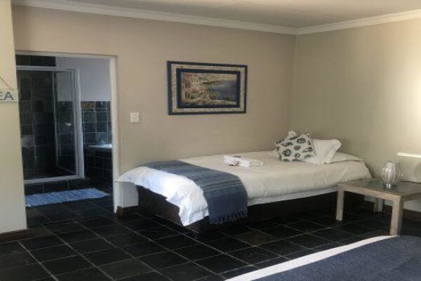 Travellers Nest Guest House And Conference Centre