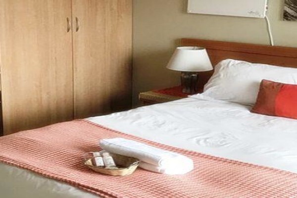 Travellers Nest Guest House And Conference Centre