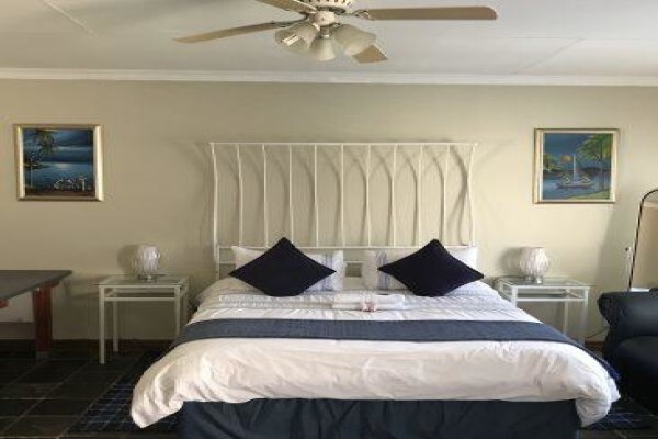Travellers Nest Guest House And Conference Centre