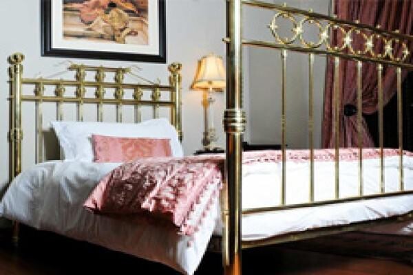 Candlewoods Guesthouse