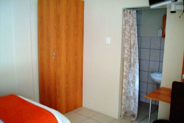 Ekhaya Nelspruit Guest House