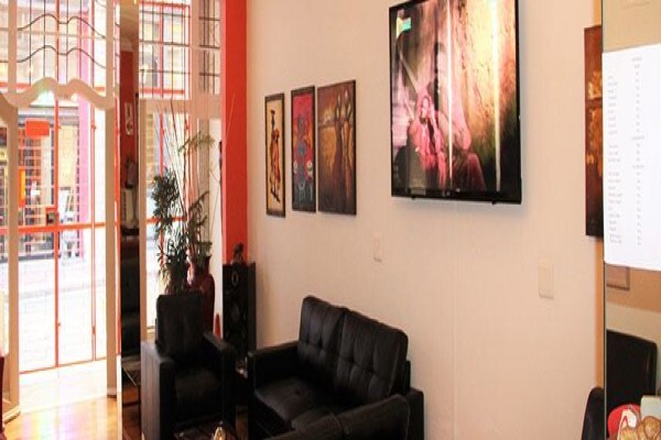Forty8 Backpackers Hotel