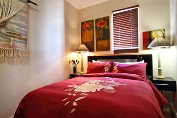 Forty8 Backpackers Hotel