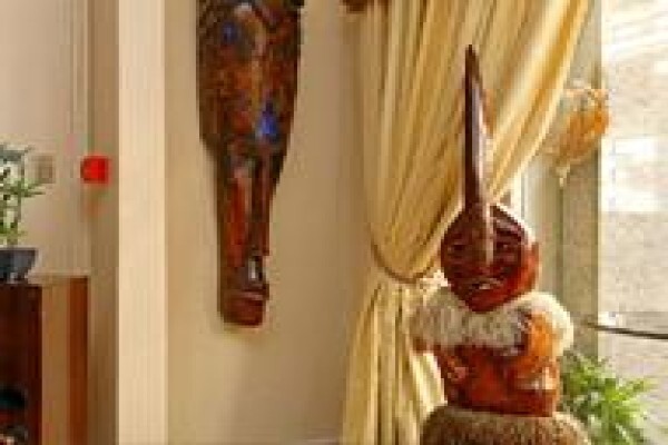 Forty8 Backpackers Hotel