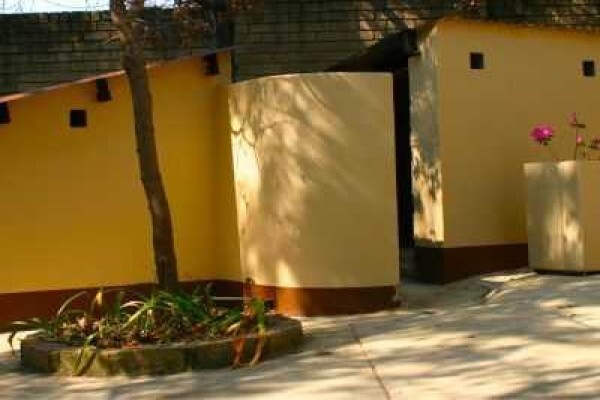 Pin Oaks Kennels