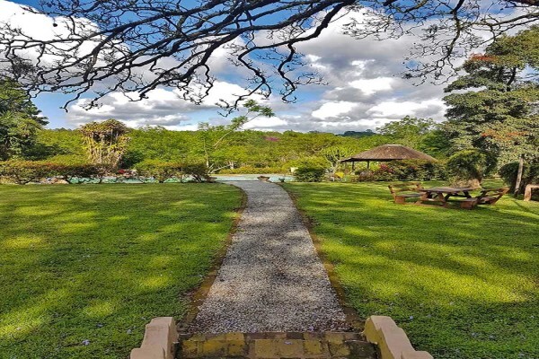 Thokozani Lodge