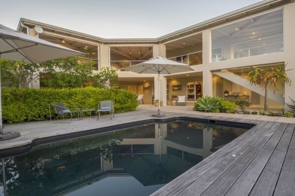 Bahari Beach House