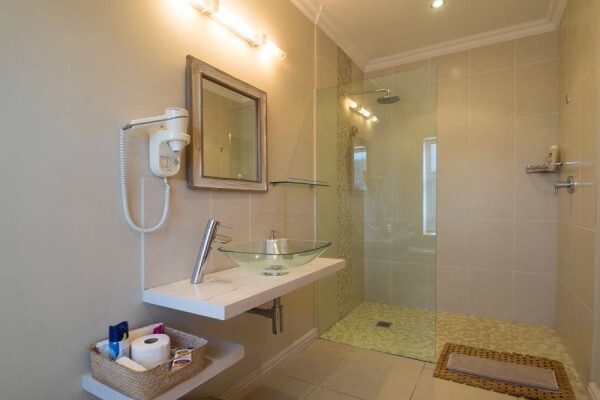 Bahari Beach House
