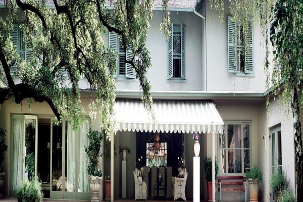 Hoeveld House