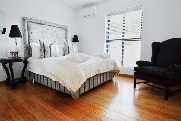 The Ivy Apartments