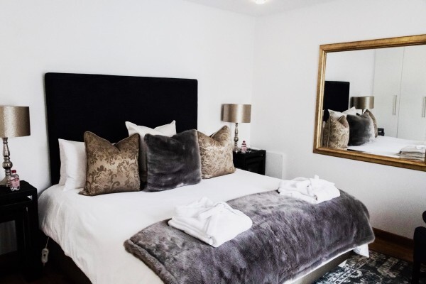 The Ivy Apartments