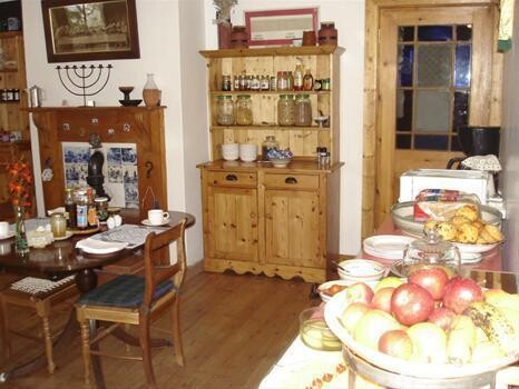 Heritage House Bed & Breakfast