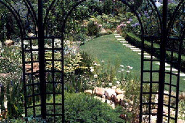 Marienne Uys-Landscaping CC