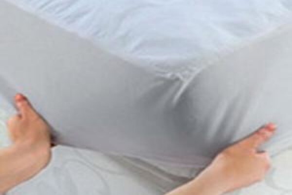 Linen Bedding