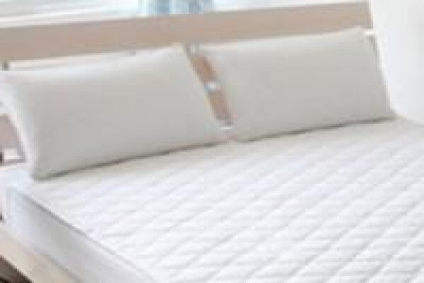 Linen Bedding
