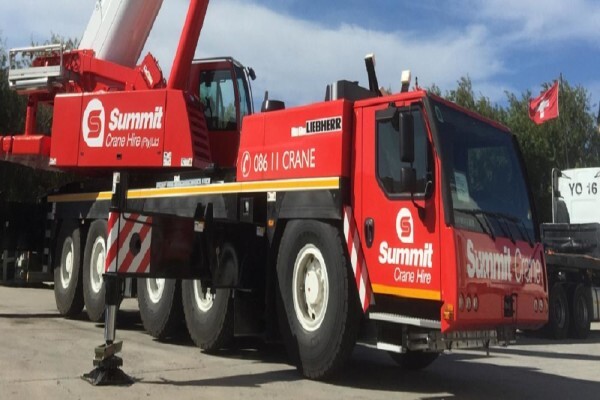 Summit Crane Hire