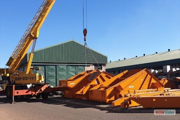 Junior Geel Crane Hire