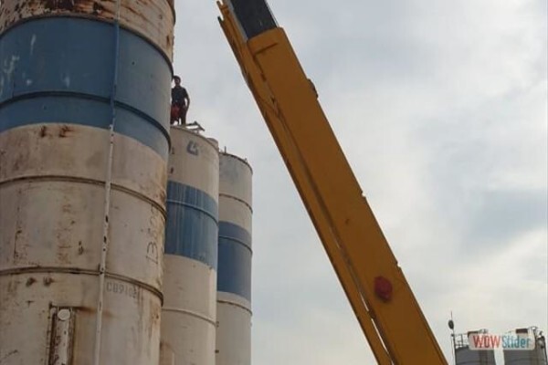 Junior Geel Crane Hire