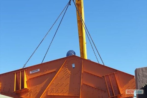 Junior Geel Crane Hire