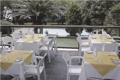 Hugo's Place Restaurant