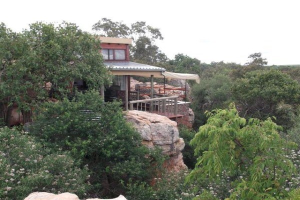 Madikela Game Lodge