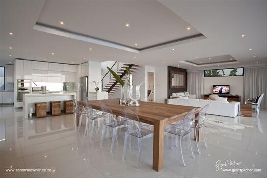 Moos Interior Architects