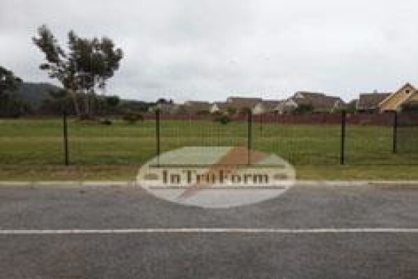 Intruform