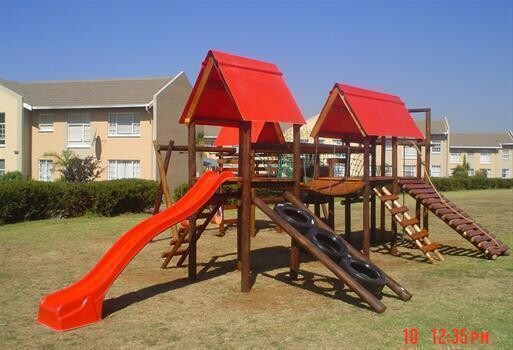 Outdoor Playground Centre
