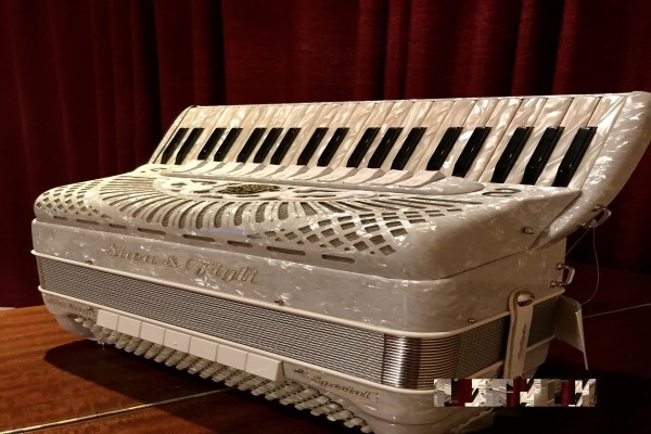 Background Accordion Music