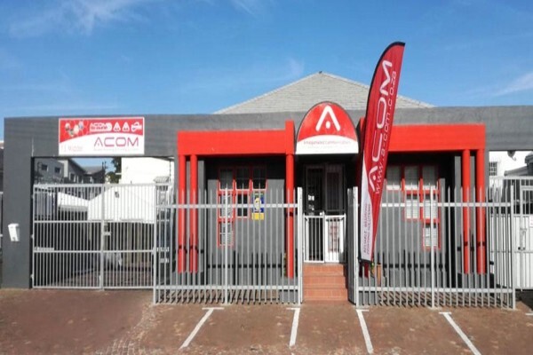 Acom Universal Graphic Design & Multimedia