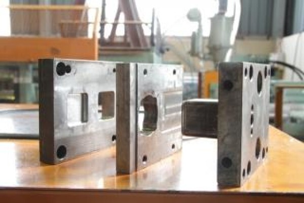 Cosmetic Injection Moulding
