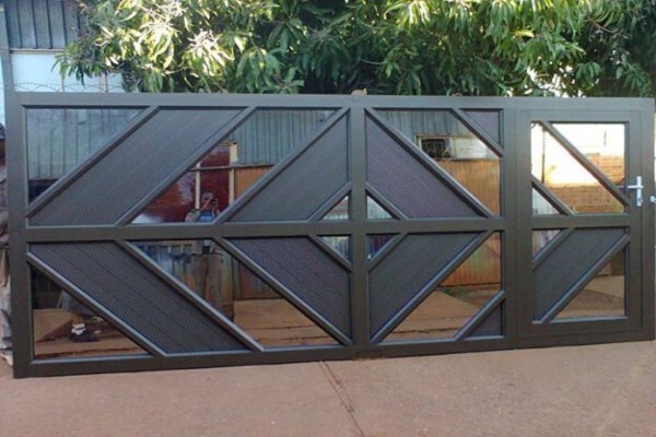 Proudly Garage Doors