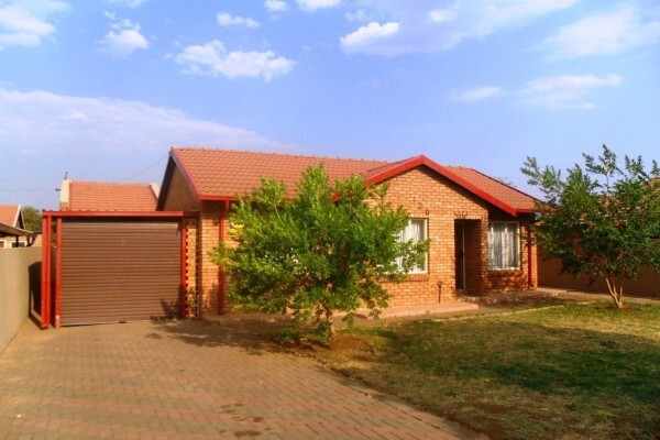 Dick & Sue Joleen Homefinders