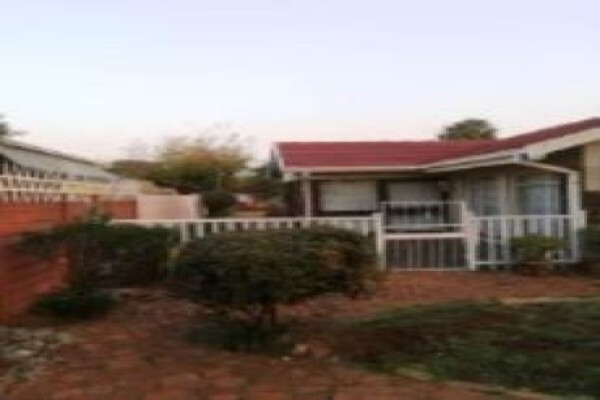 Dick & Sue Joleen Homefinders