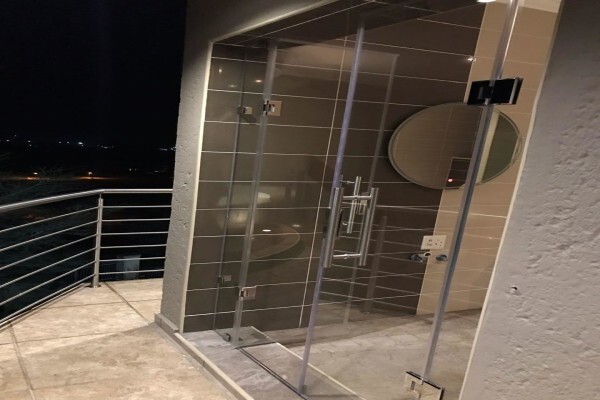 Hd Glass & Aluminium
