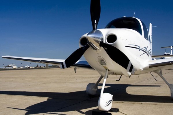Signature Flight Support