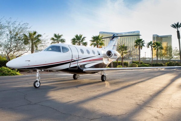 Signature Flight Support