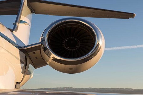Signature Flight Support