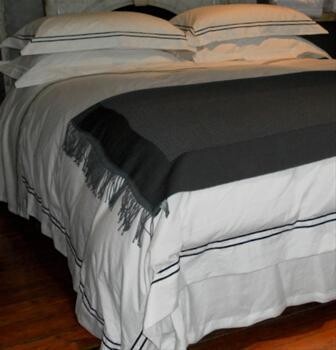 Lala Linen