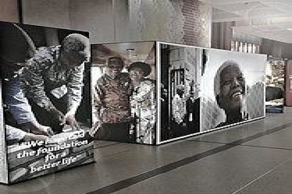 Flash Display Systems